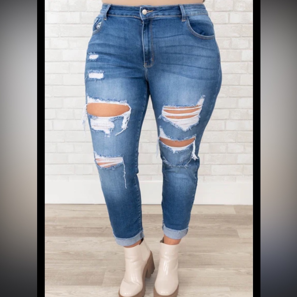 Chic Soul Ripped Blue Ankle Jeans